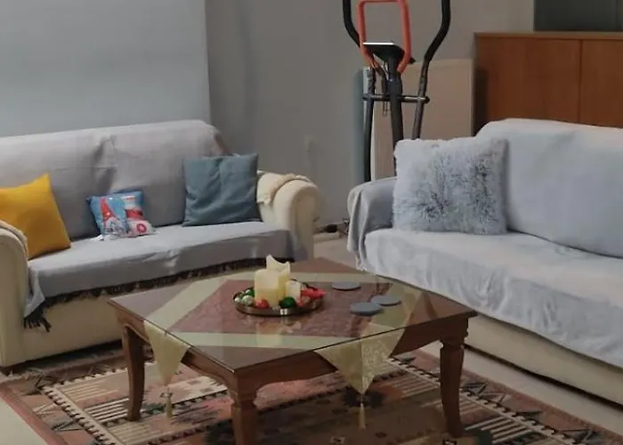 Modern Gorgeous 2 Bd Escape In