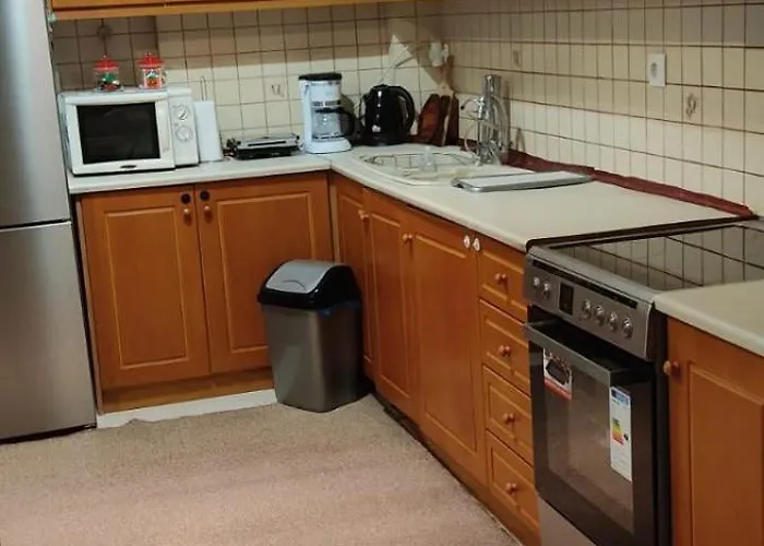 Modern Gorgeous 2 Bd Escape In Apartment