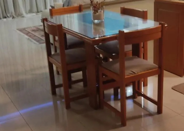 Modern Gorgeous 2 Bd Escape In *