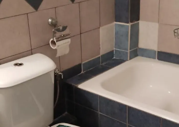 Modern Gorgeous 2 Bd Escape In *