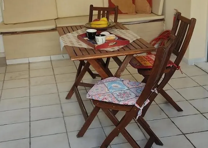 Modern Gorgeous 2 Bd Escape In *