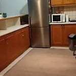 Modern Gorgeous 2 Bd Escape In *