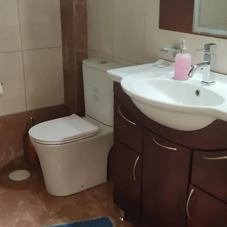 Modern Gorgeous 2 Bd Escape In Βόλος